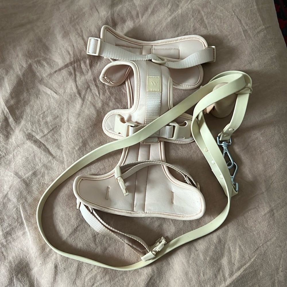 COPY - wild one harness, leash and poo bag holder